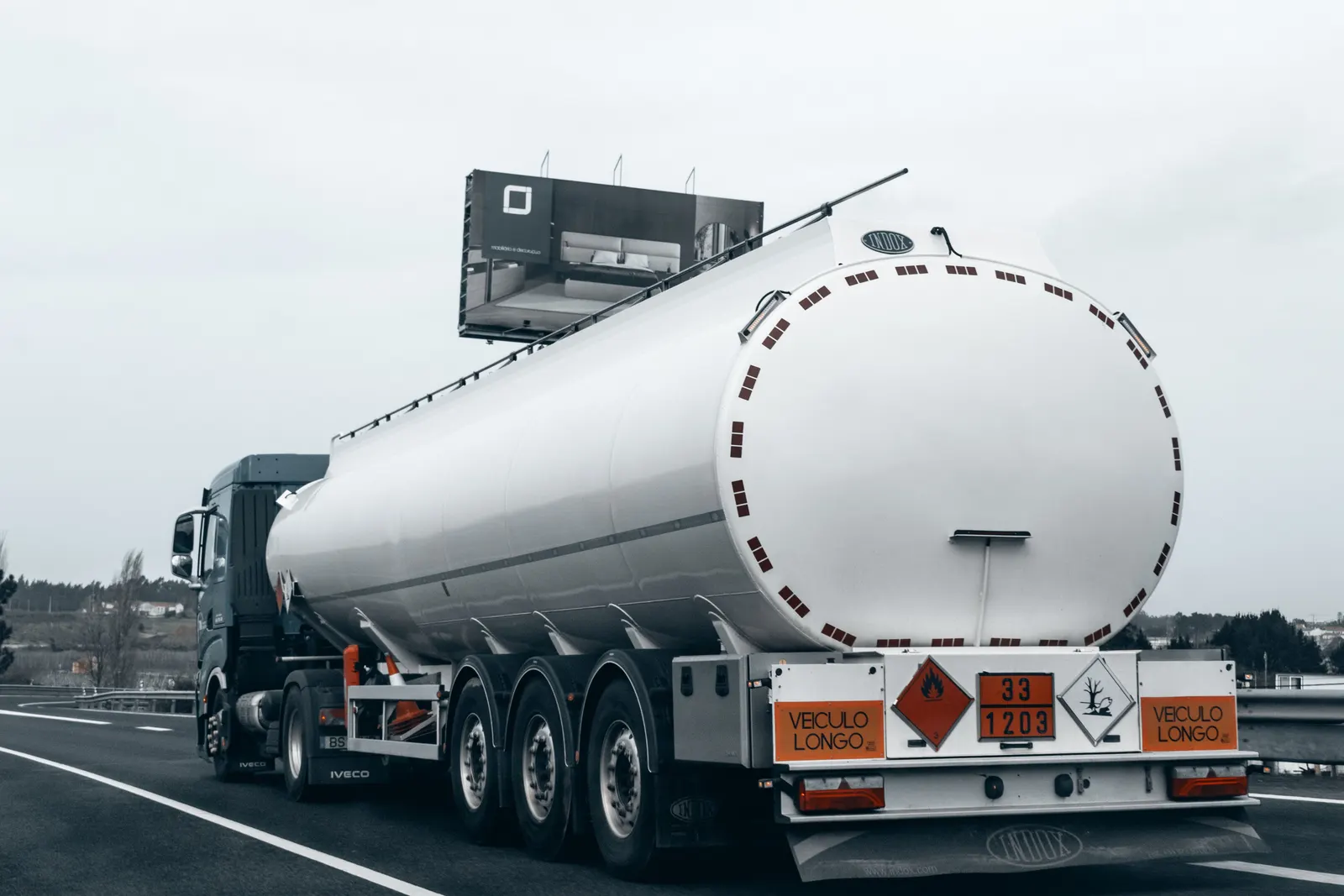 Belang van de NIWO-vergunning voor Transportondernemers